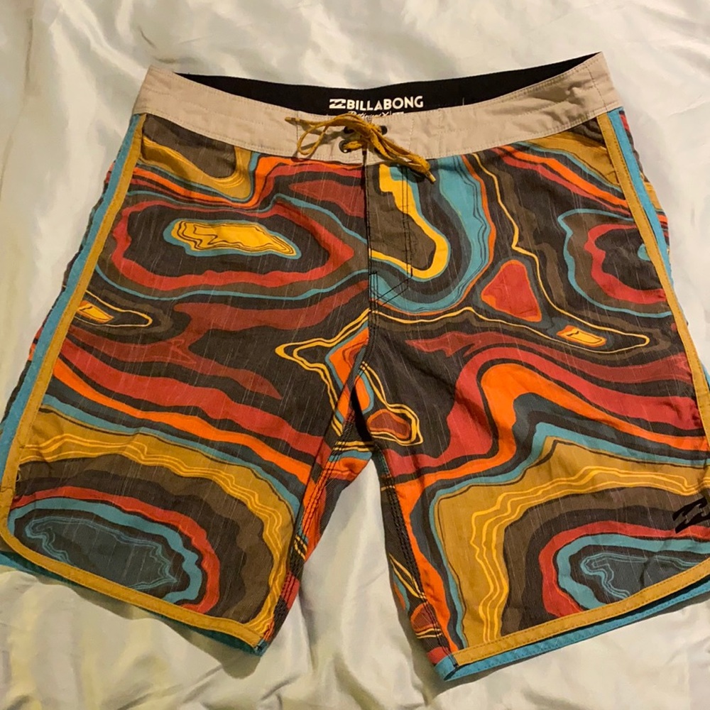 Billabong board shorts swim men’s 34